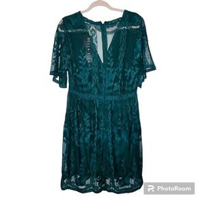 NWT Bella Boutique Emerald Green Lace Mini Dress Tunic V Neck XL Plus